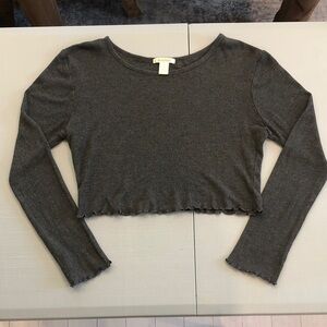 Bozzolo Lettuce Hem Charcoal Ribbed Long-Sleeve Crop Top